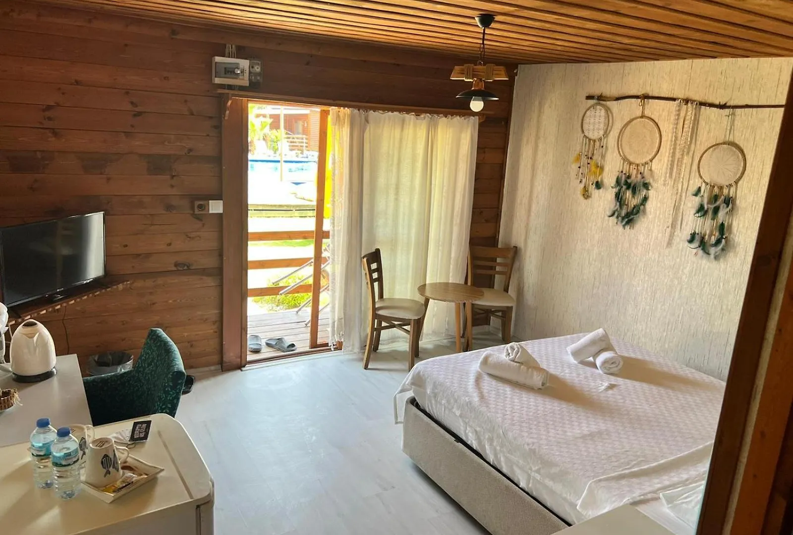 Woodentowns-Ahsap Evler Bed & Breakfast Bitez