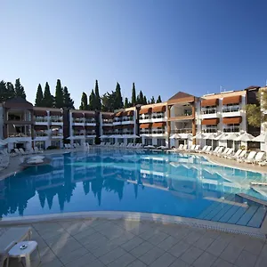 Risa Hotel