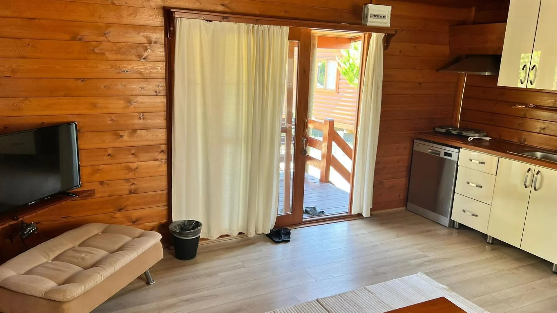 Bed and Breakfast Woodentowns-Ahsap Evler Bitez